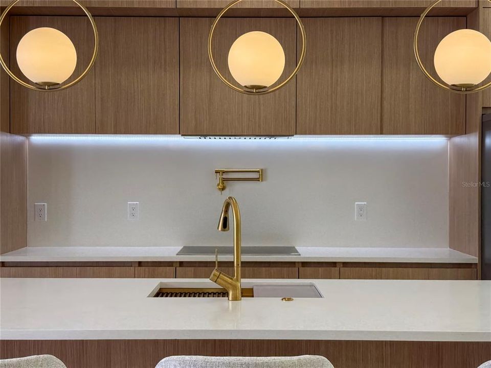 For Sale: $1,285,000 (4 beds, 3 baths, 2834 Square Feet)