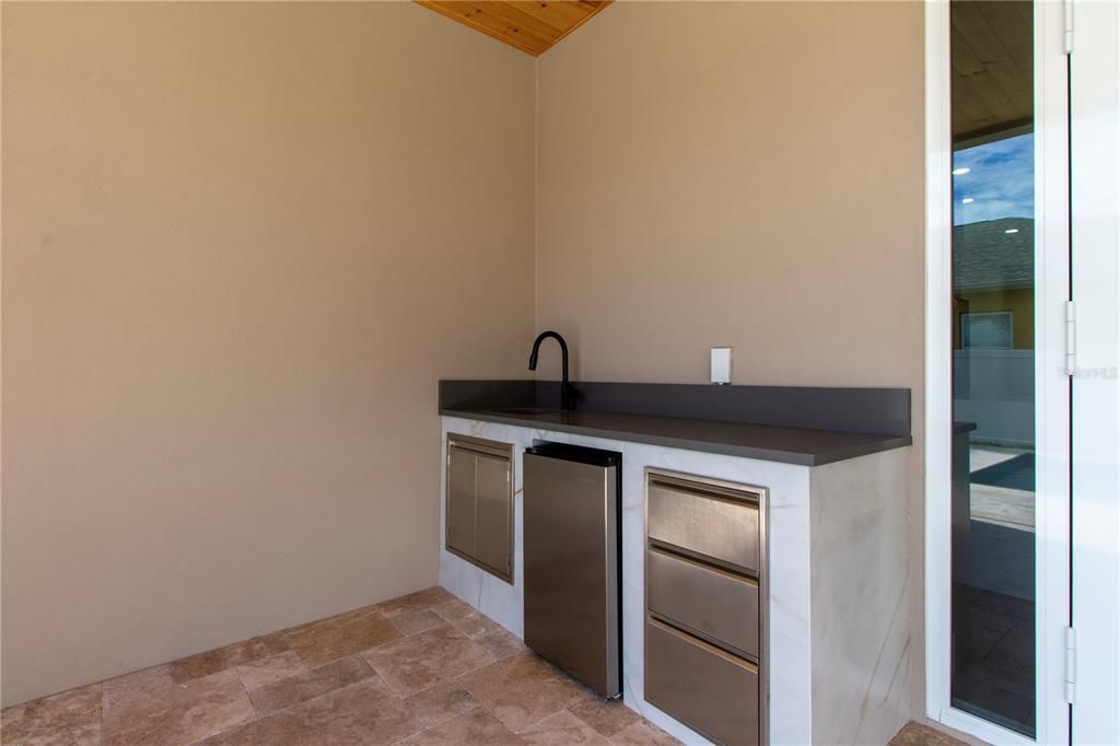 For Sale: $1,285,000 (4 beds, 3 baths, 2834 Square Feet)