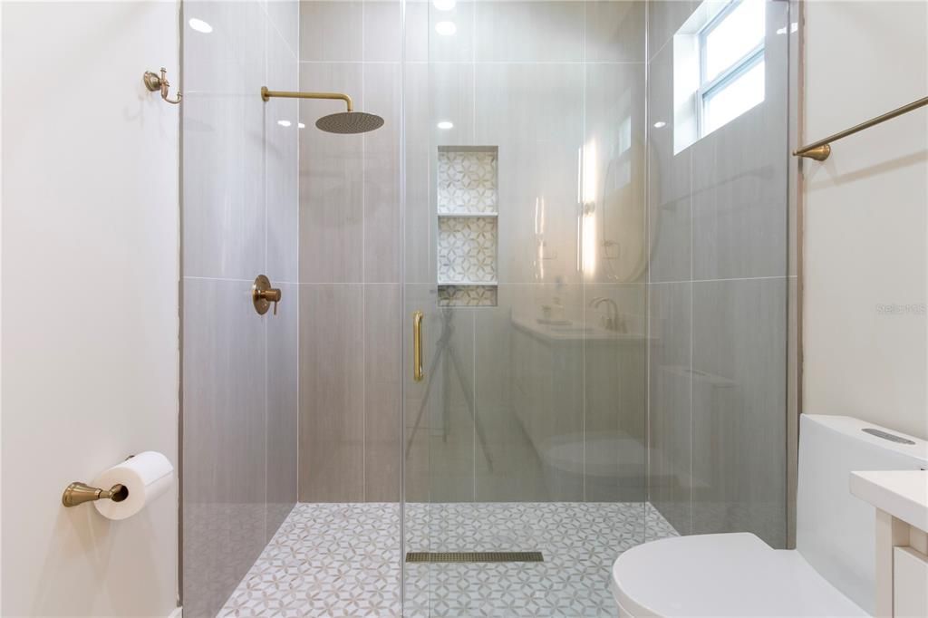 For Sale: $1,285,000 (4 beds, 3 baths, 2834 Square Feet)