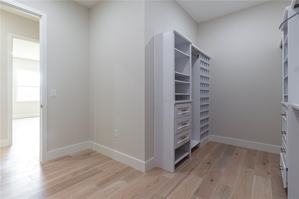 For Sale: $1,285,000 (4 beds, 3 baths, 2834 Square Feet)