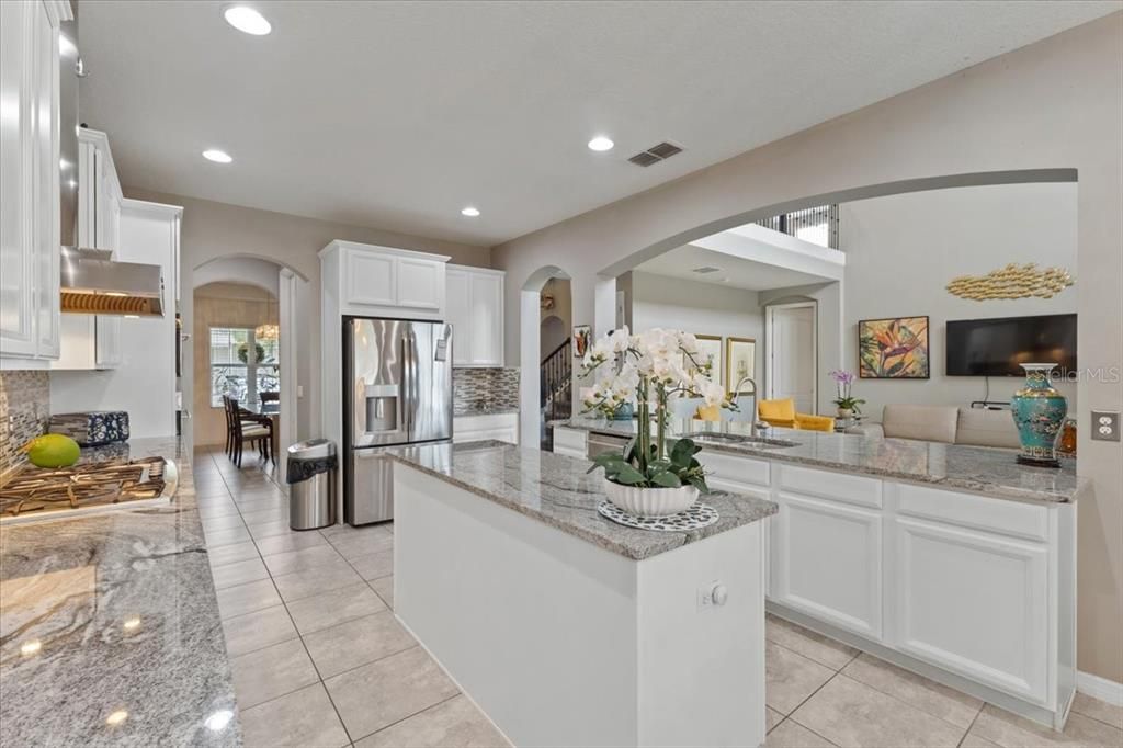 En Venta: $1,500,000 (4 camas, 3 baños, 4000 Pies cuadrados)