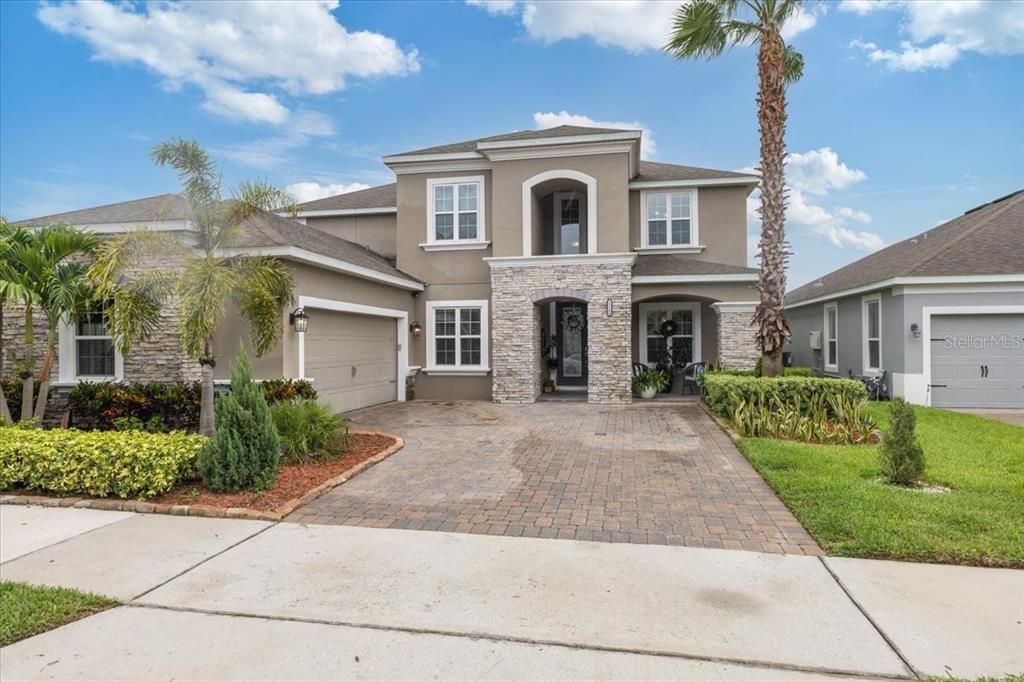 En Venta: $1,500,000 (4 camas, 3 baños, 4000 Pies cuadrados)