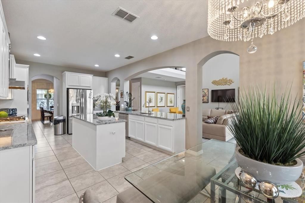 En Venta: $1,500,000 (4 camas, 3 baños, 4000 Pies cuadrados)