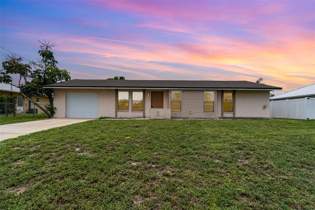 Recently Sold: $259,900 (3 beds, 2 baths, 1439 Square Feet)