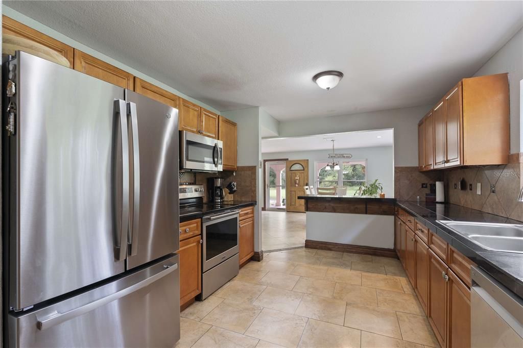 待售: $724,999 (4 贝兹, 2 浴室, 2865 平方英尺)