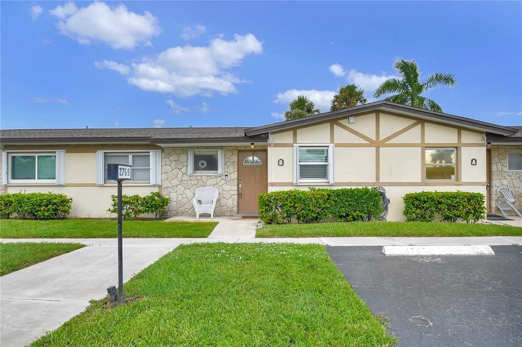 Recently Sold: $172,000 (2 beds, 2 baths, 910 Square Feet)