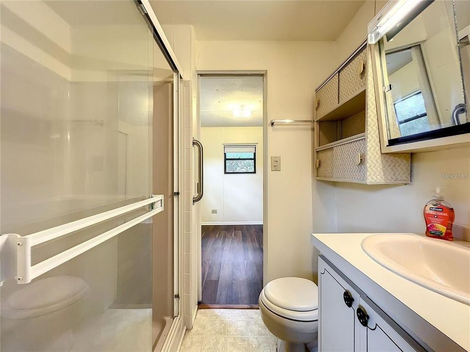 出租: $2,350 (4 贝兹, 3 浴室, 1440 平方英尺)