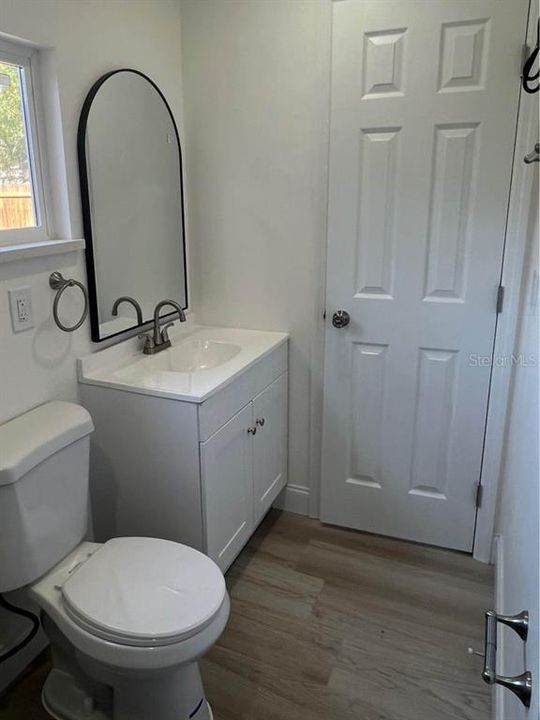 出租: $2,350 (4 贝兹, 3 浴室, 1440 平方英尺)