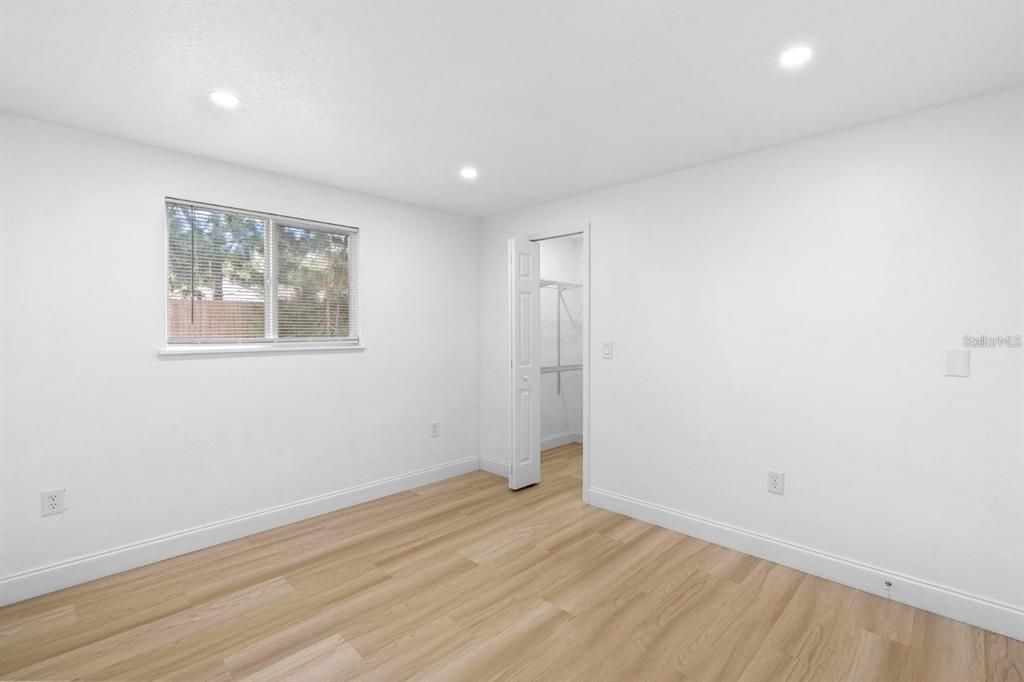 出租: $2,350 (4 贝兹, 3 浴室, 1440 平方英尺)