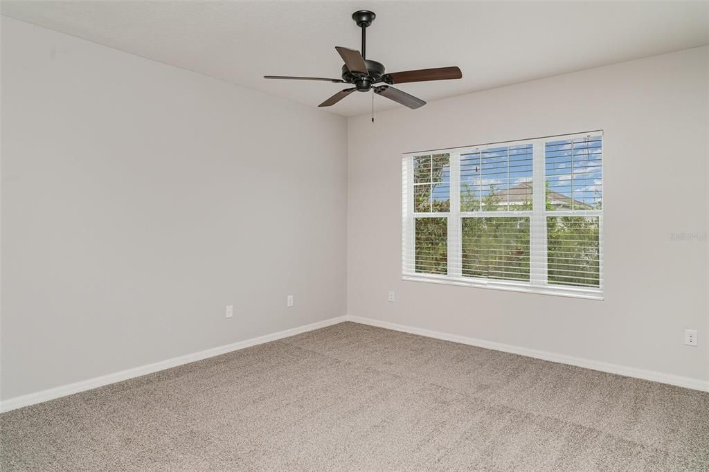 Active With Contract: $409,900 (3 beds, 2 baths, 1996 Square Feet)