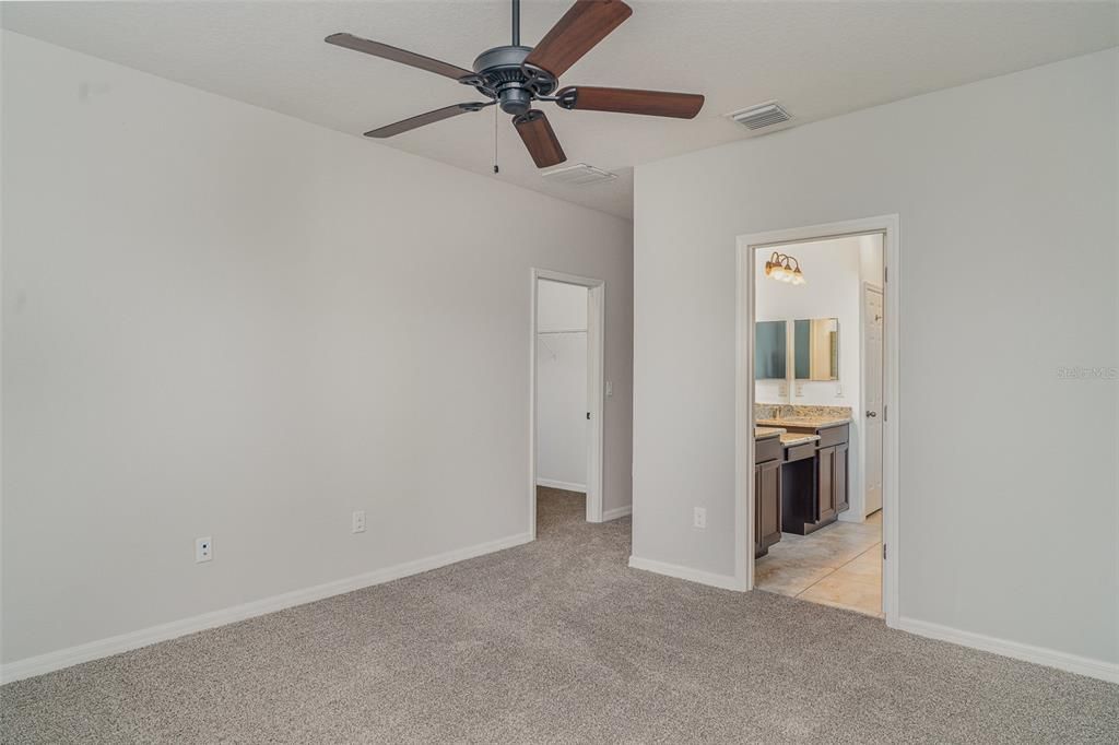 Active With Contract: $409,900 (3 beds, 2 baths, 1996 Square Feet)