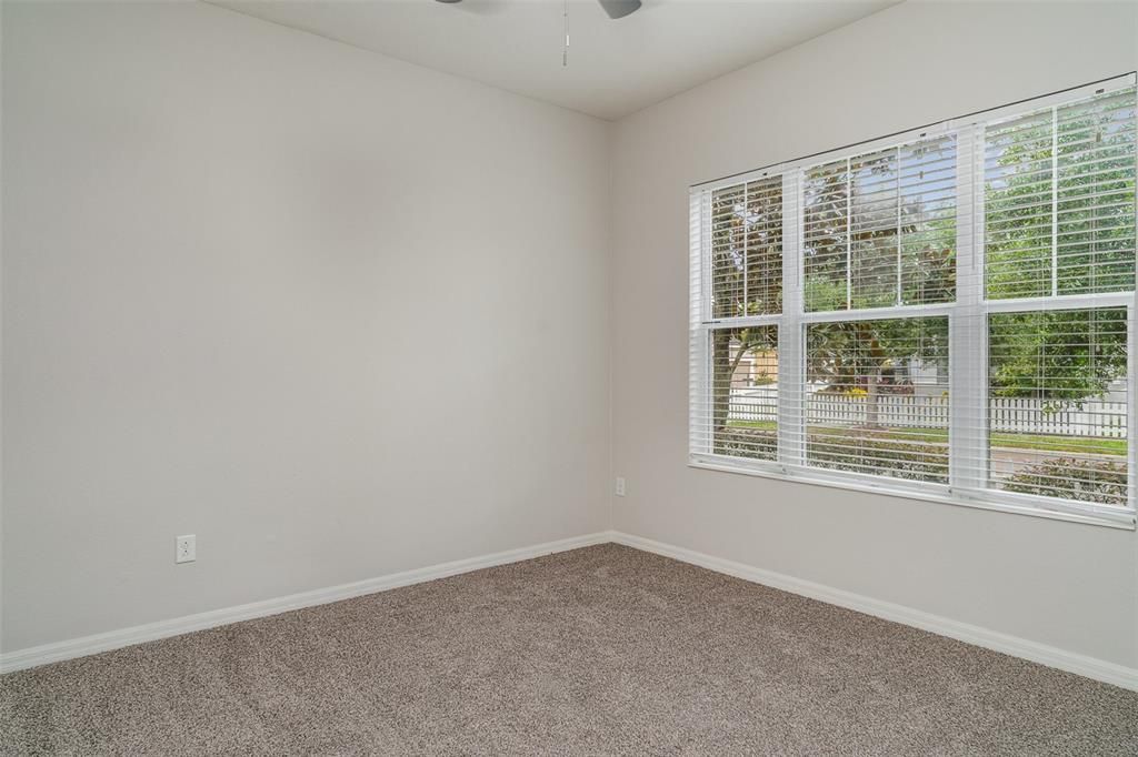 Active With Contract: $409,900 (3 beds, 2 baths, 1996 Square Feet)