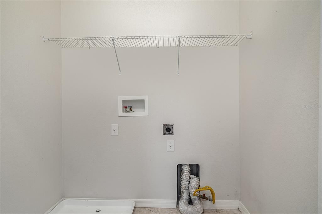 Active With Contract: $409,900 (3 beds, 2 baths, 1996 Square Feet)