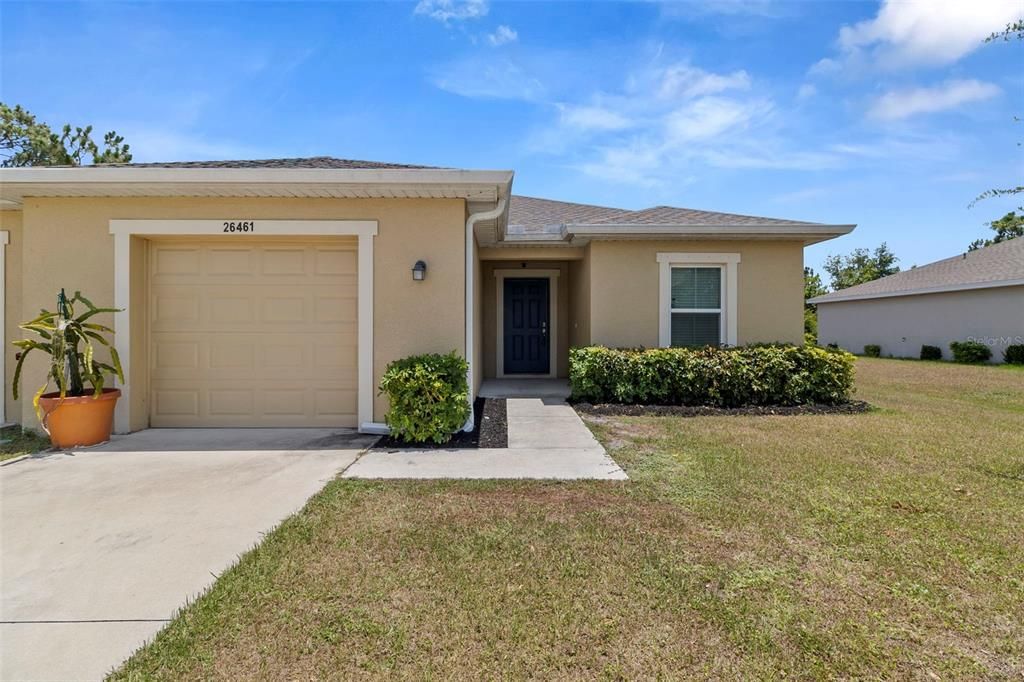 最近租的: $1,800 (3 贝兹, 2 浴室, 1255 平方英尺)