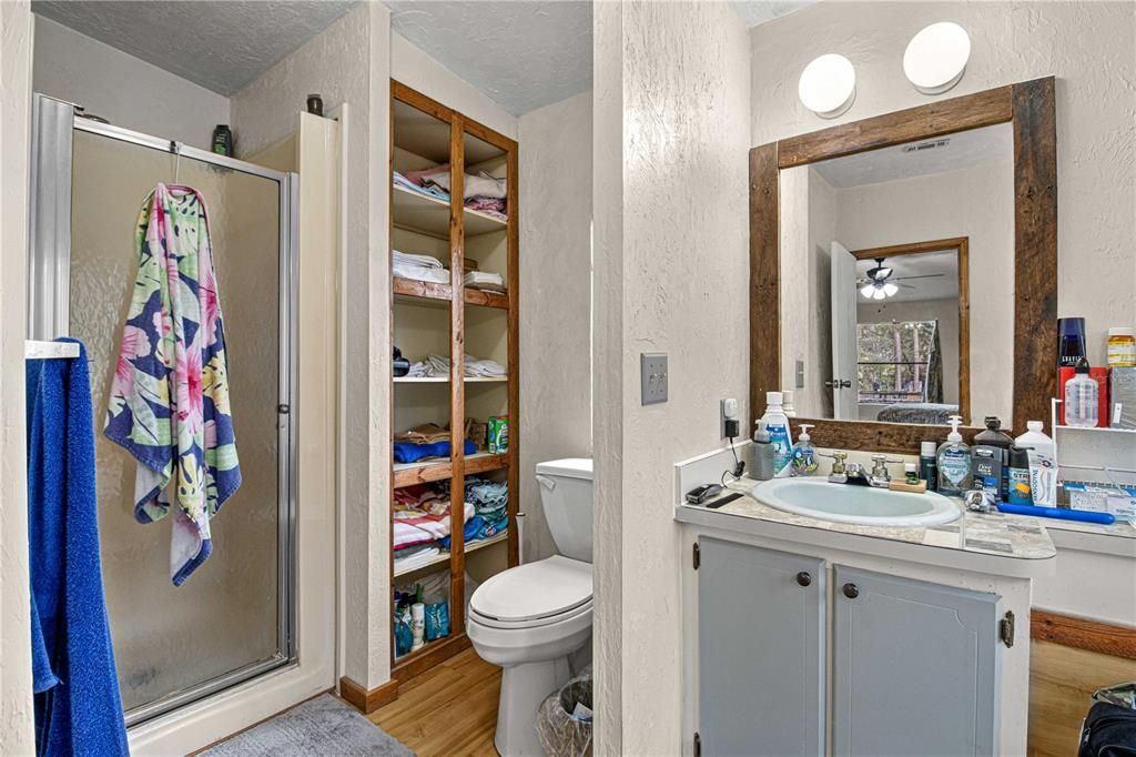 For Sale: $150,000 (3 beds, 2 baths, 1506 Square Feet)