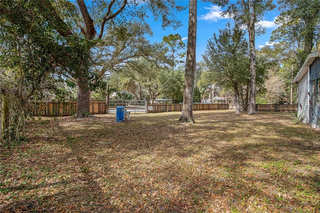 For Sale: $150,000 (3 beds, 2 baths, 1506 Square Feet)