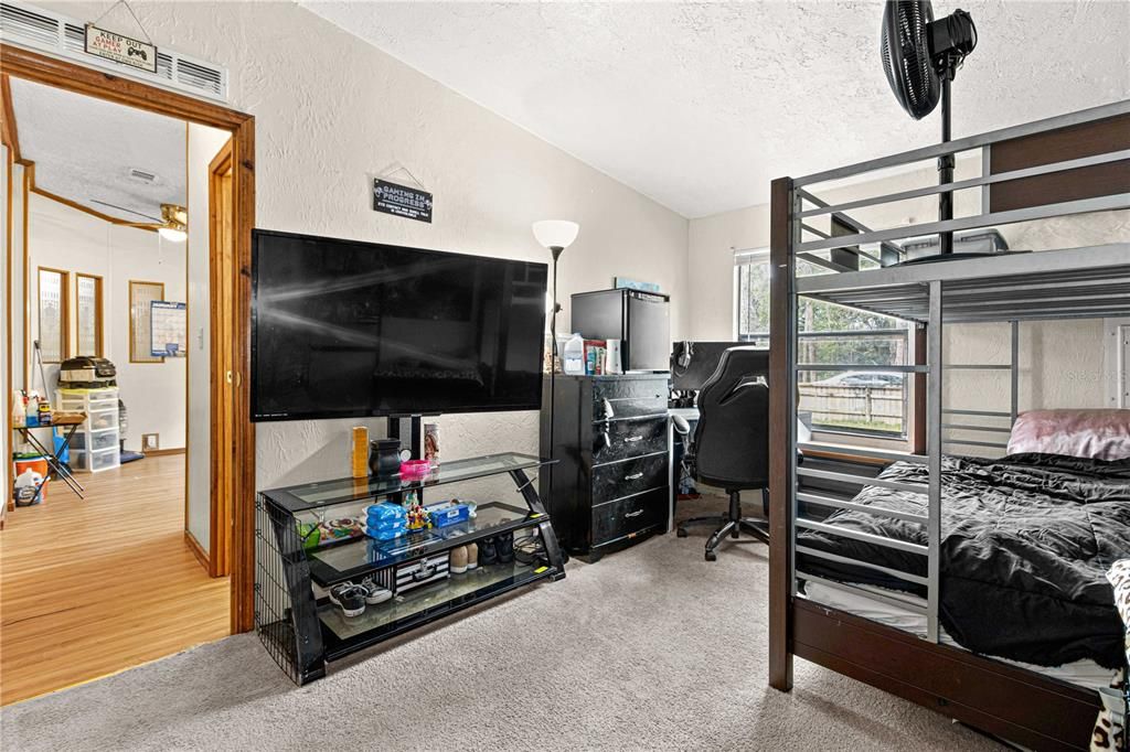 For Sale: $150,000 (3 beds, 2 baths, 1506 Square Feet)