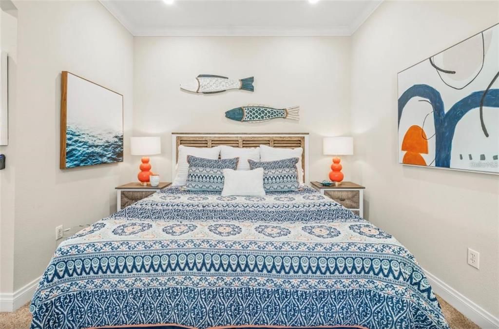 For Sale: $2,349,000 (3 beds, 2 baths, 2046 Square Feet)