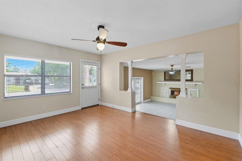 待售: $649,900 (3 贝兹, 2 浴室, 1947 平方英尺)