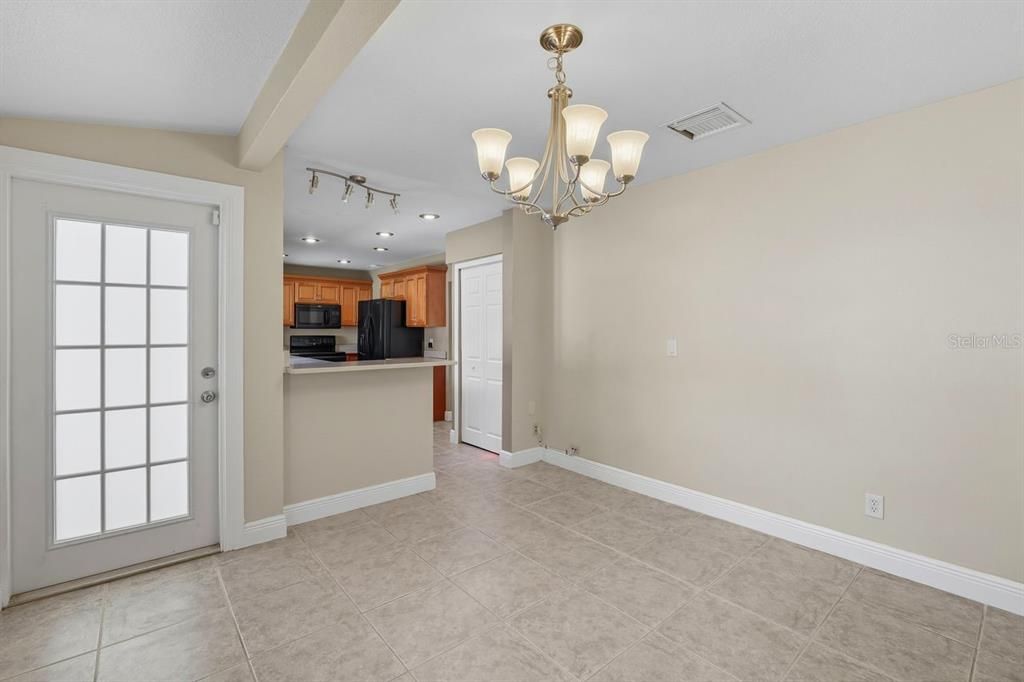 待售: $649,900 (3 贝兹, 2 浴室, 1947 平方英尺)