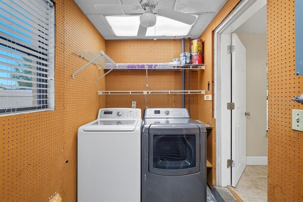 待售: $649,900 (3 贝兹, 2 浴室, 1947 平方英尺)