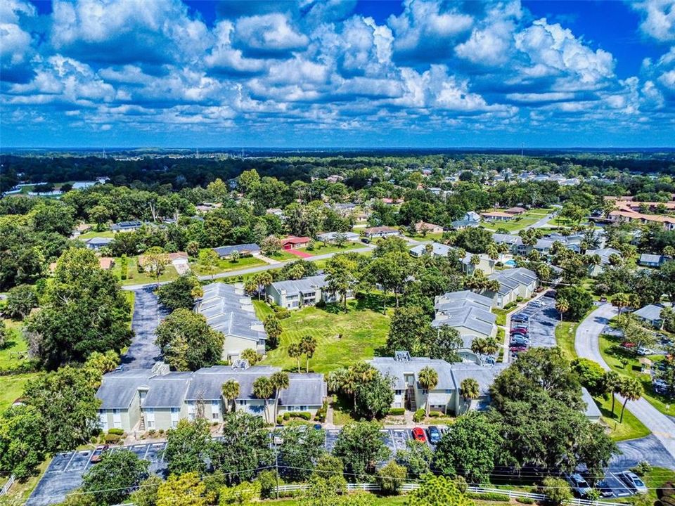 合同活跃: $118,000 (1 贝兹, 1 浴室, 822 平方英尺)