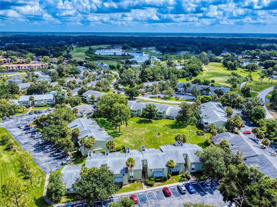 合同活跃: $118,000 (1 贝兹, 1 浴室, 822 平方英尺)