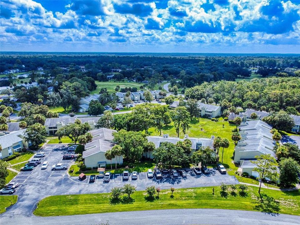 合同活跃: $118,000 (1 贝兹, 1 浴室, 822 平方英尺)