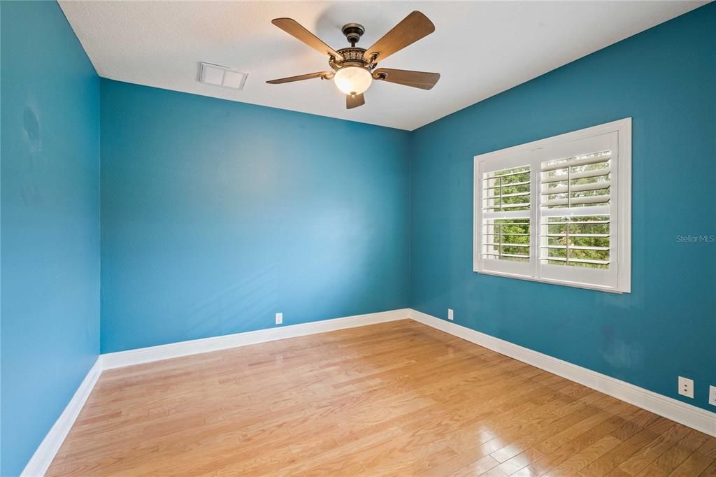 For Sale: $1,395,000 (6 beds, 4 baths, 4572 Square Feet)