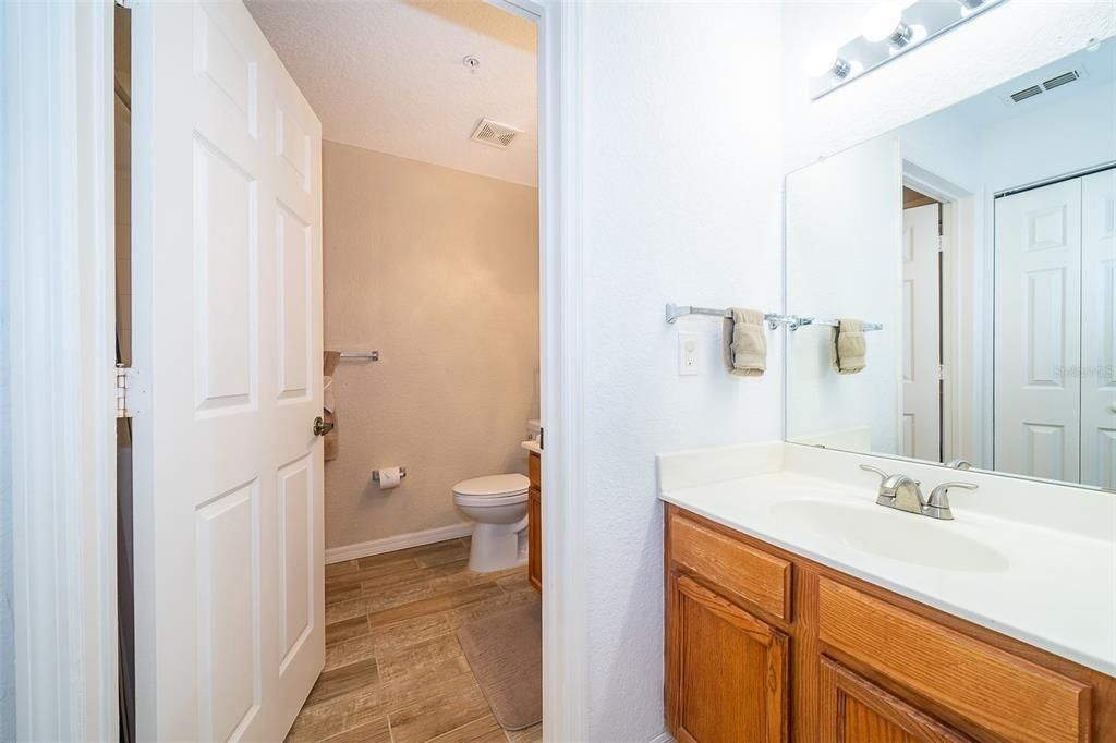 For Rent: $2,250 (3 beds, 2 baths, 1296 Square Feet)