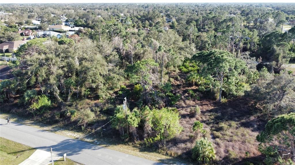 En Venta: $81,800 (0.74 acres)