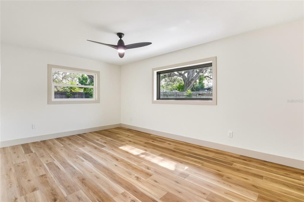 For Sale: $515,000 (3 beds, 2 baths, 1564 Square Feet)