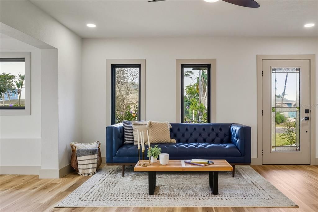 For Sale: $515,000 (3 beds, 2 baths, 1564 Square Feet)