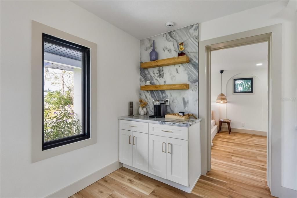 For Sale: $515,000 (3 beds, 2 baths, 1564 Square Feet)