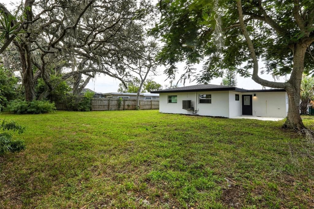 For Sale: $515,000 (3 beds, 2 baths, 1564 Square Feet)