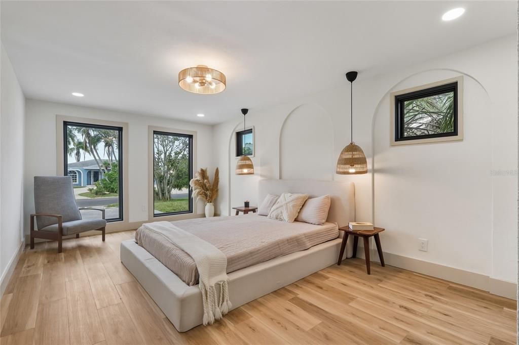 For Sale: $515,000 (3 beds, 2 baths, 1564 Square Feet)