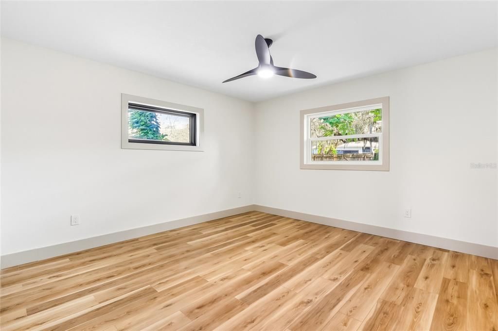 For Sale: $515,000 (3 beds, 2 baths, 1564 Square Feet)