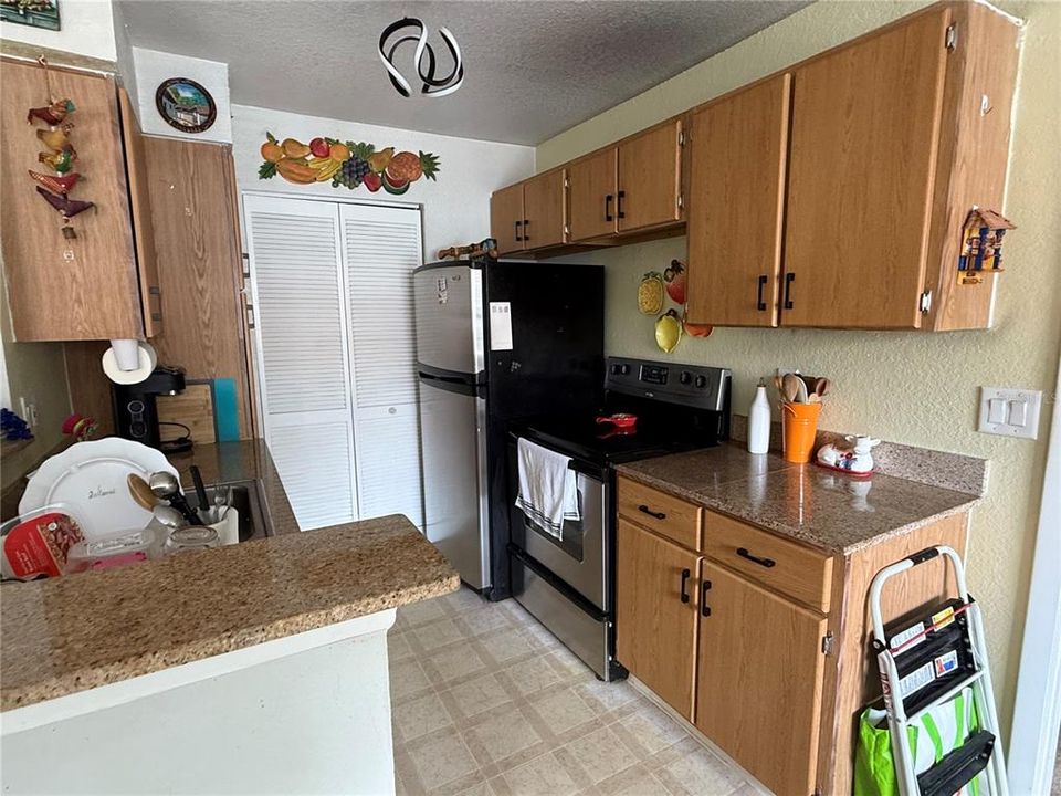 En Venta: $250,000 (2 camas, 2 baños, 971 Pies cuadrados)