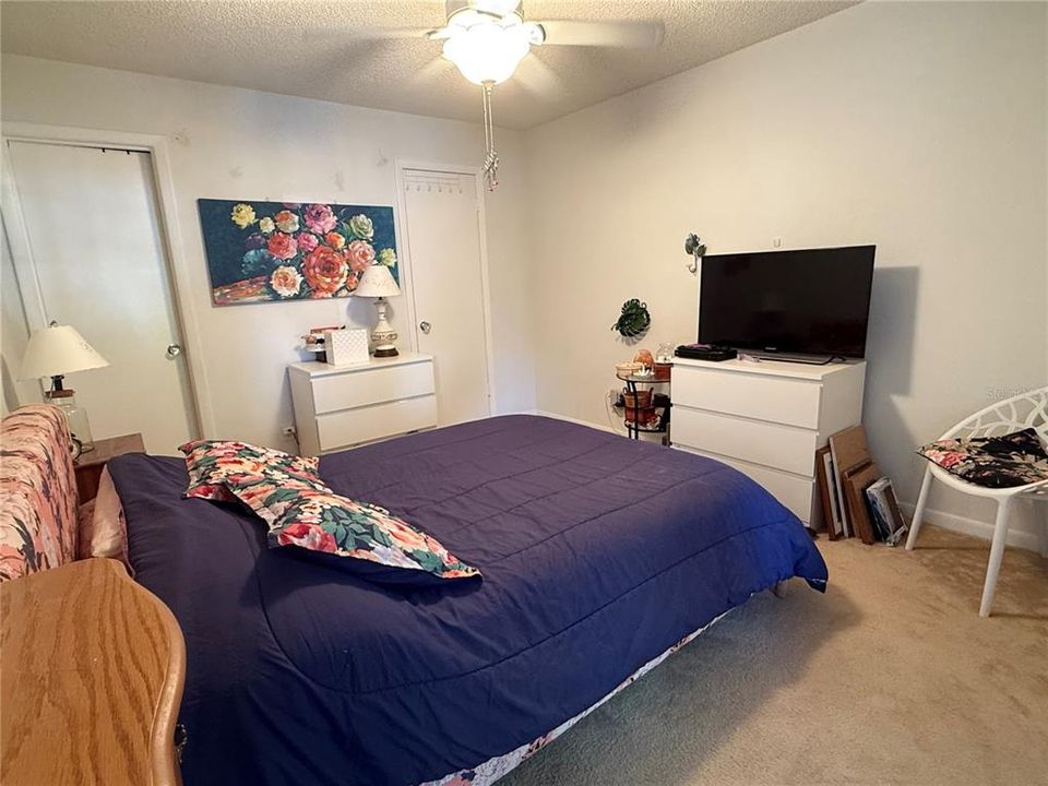 En Venta: $250,000 (2 camas, 2 baños, 971 Pies cuadrados)