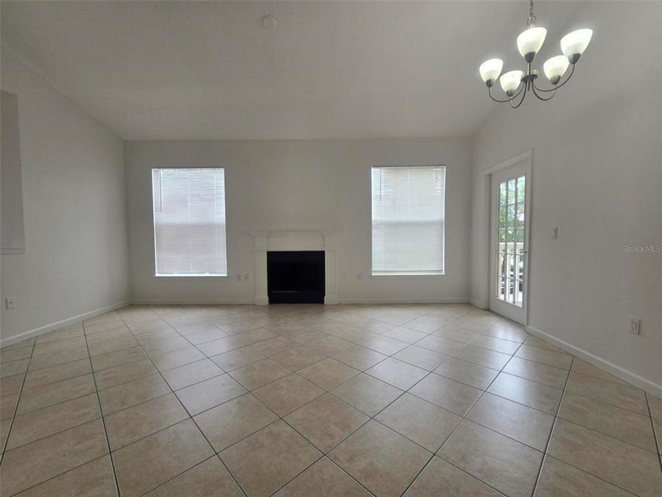 En Renta: $1,599 (2 camas, 2 baños, 1175 Pies cuadrados)