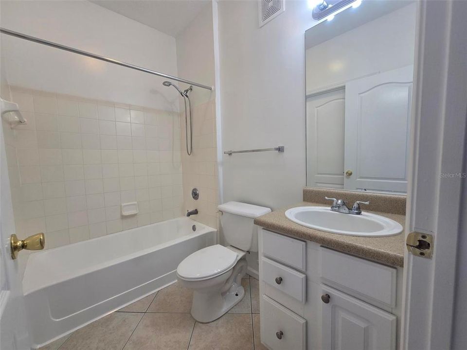 En Renta: $1,599 (2 camas, 2 baños, 1175 Pies cuadrados)