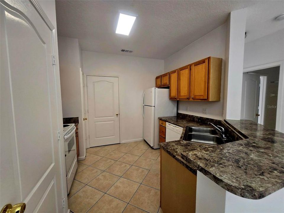 En Renta: $1,599 (2 camas, 2 baños, 1175 Pies cuadrados)