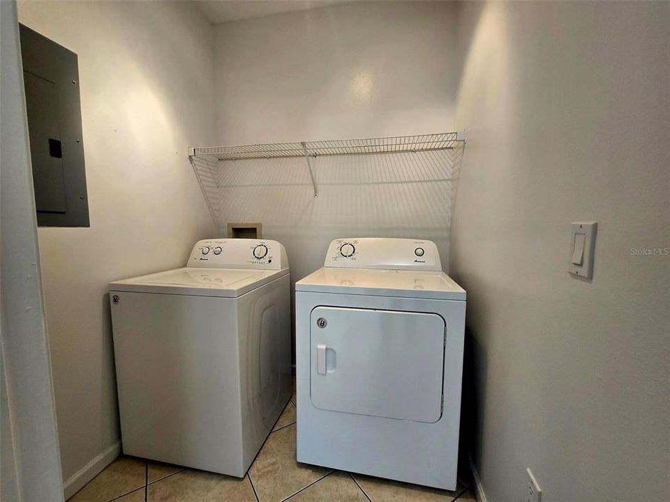 En Renta: $1,599 (2 camas, 2 baños, 1175 Pies cuadrados)