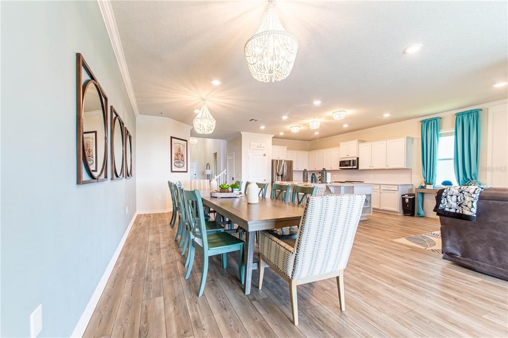 For Sale: $989,000 (8 beds, 6 baths, 4036 Square Feet)