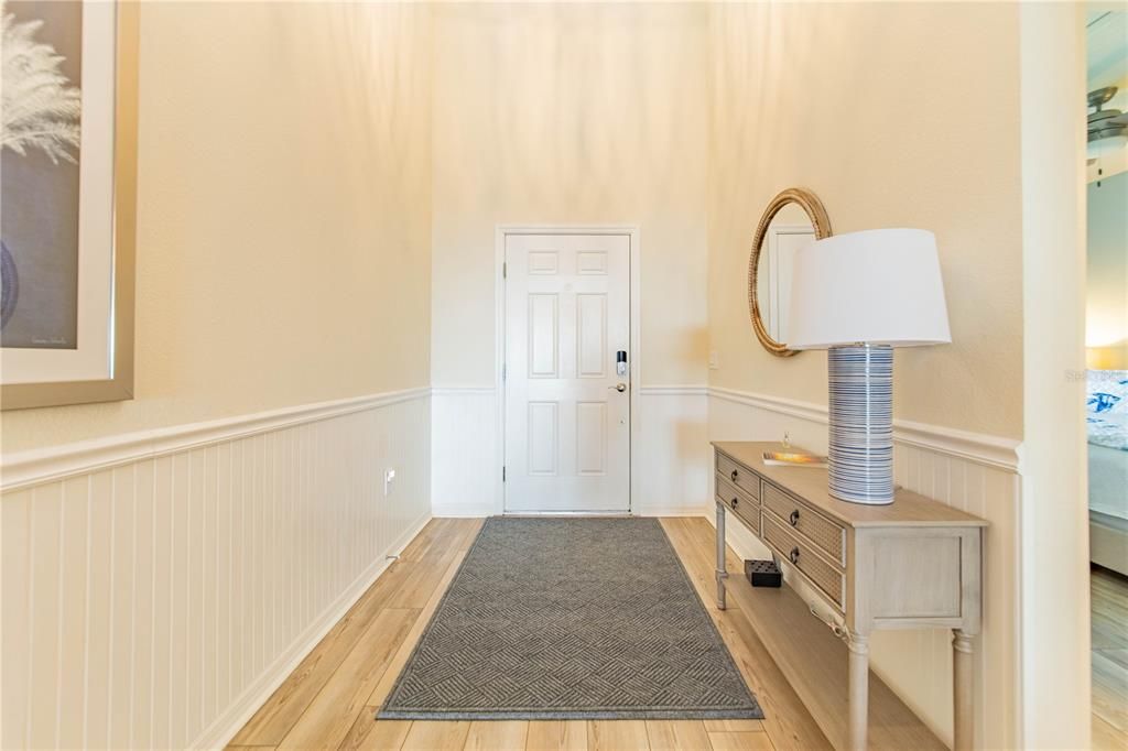 For Sale: $989,000 (8 beds, 6 baths, 4036 Square Feet)