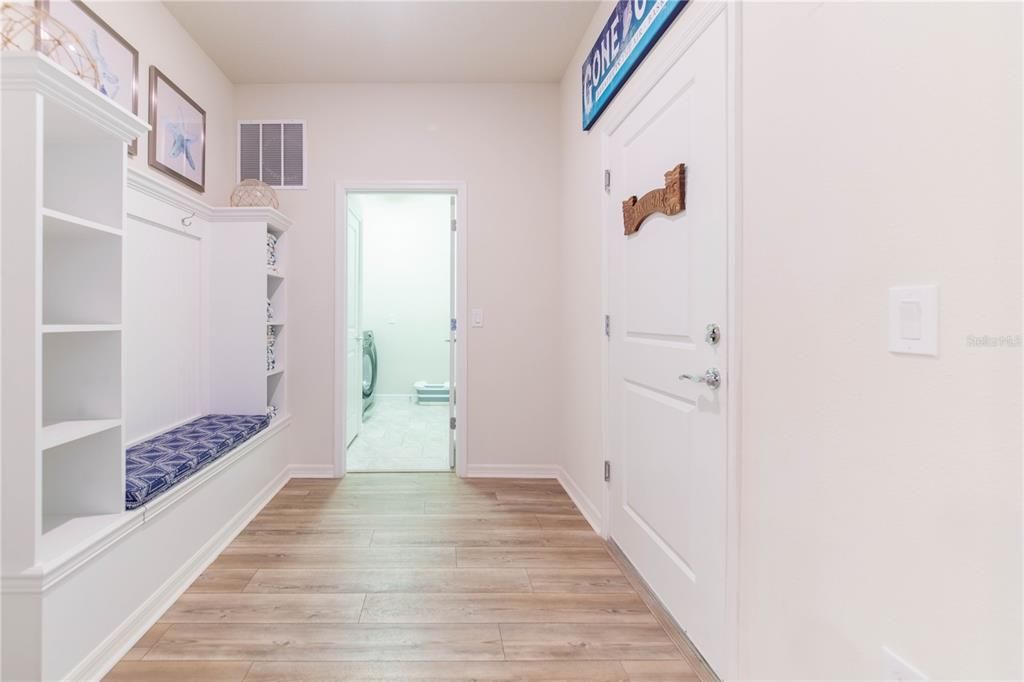 For Sale: $989,000 (8 beds, 6 baths, 4036 Square Feet)