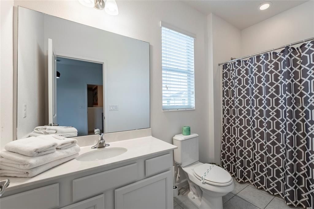 For Sale: $790,000 (10 beds, 8 baths, 4275 Square Feet)