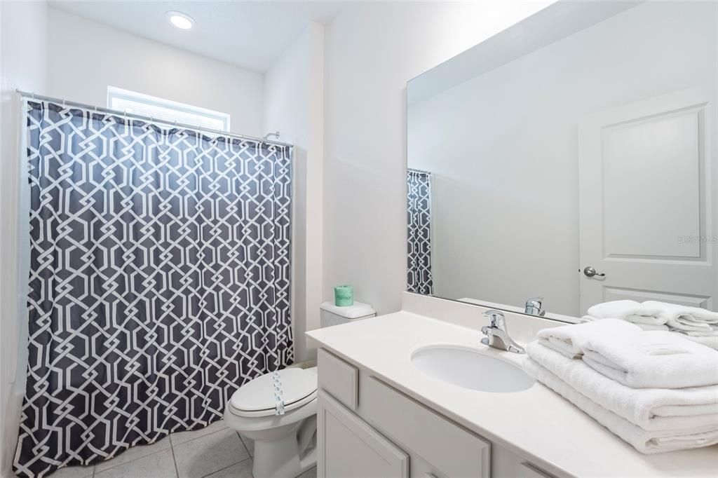 For Sale: $790,000 (10 beds, 8 baths, 4275 Square Feet)