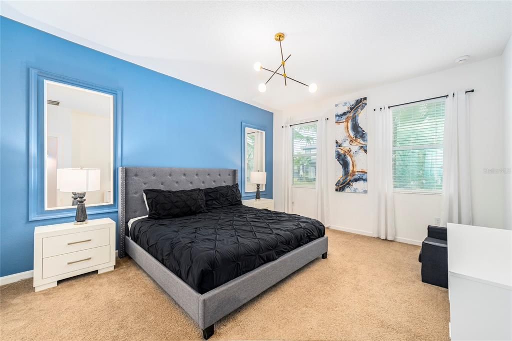 For Sale: $790,000 (10 beds, 8 baths, 4275 Square Feet)