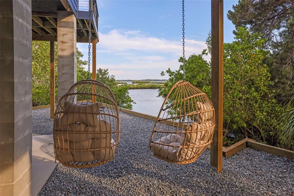 待售: $999,999 (3 贝兹, 2 浴室, 1635 平方英尺)